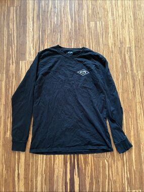 Billabong Black Long-Sleeve Crew Tee with Small Chest Patch